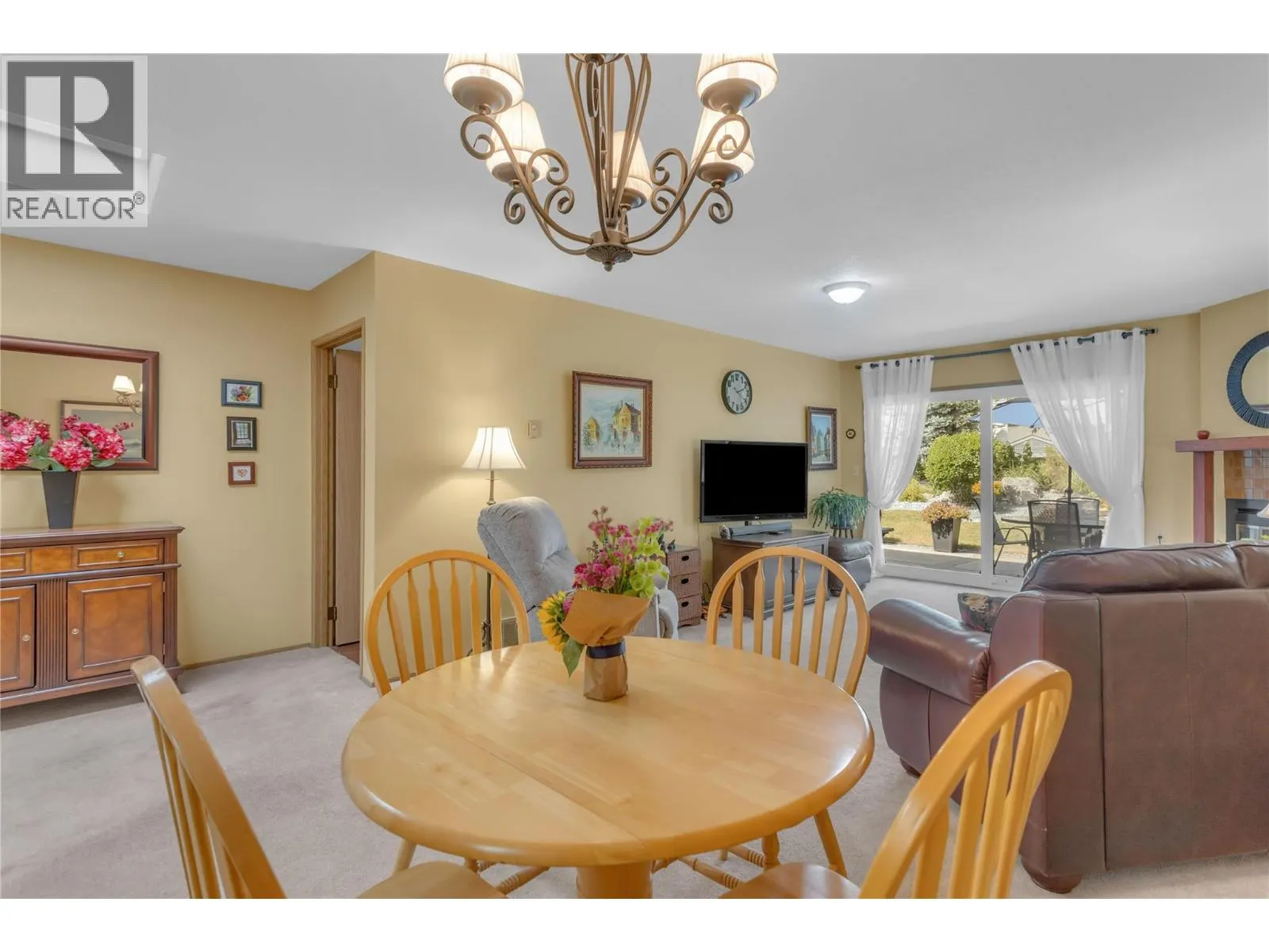 1765 Leckie Road Unit# 220