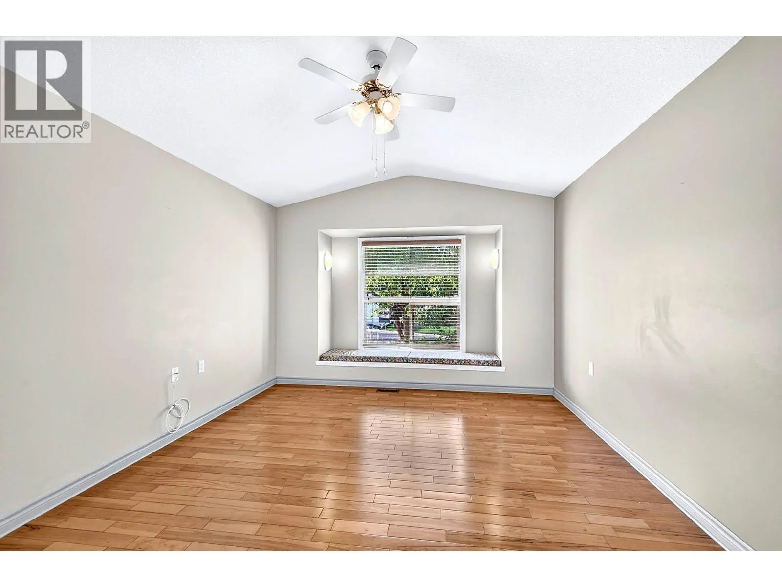1575 Springhill Drive Unit# 31