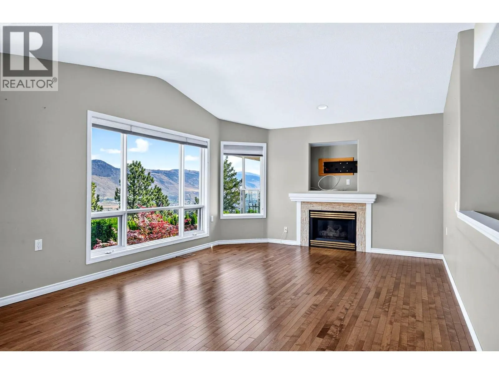 1575 Springhill Drive Unit# 31
