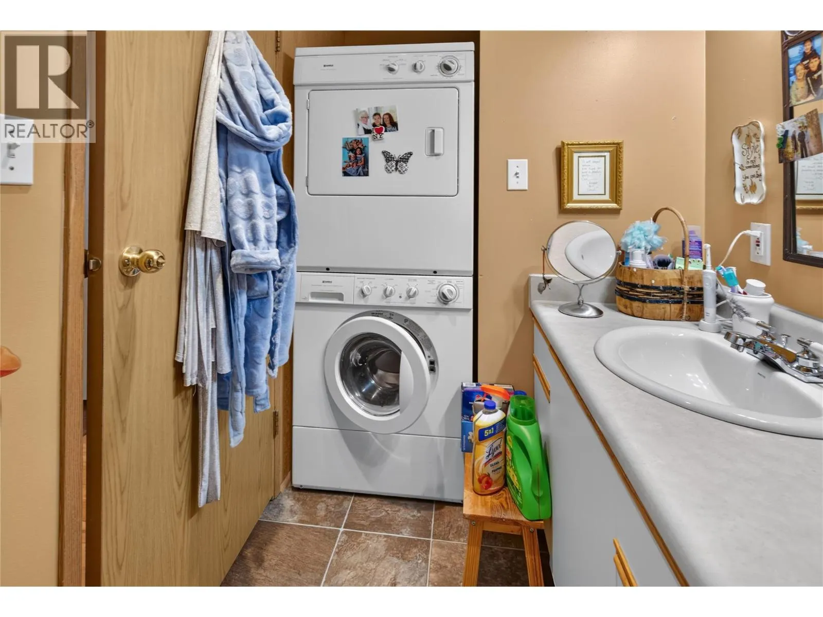 2195 Rosedale Avenue Unit# D
