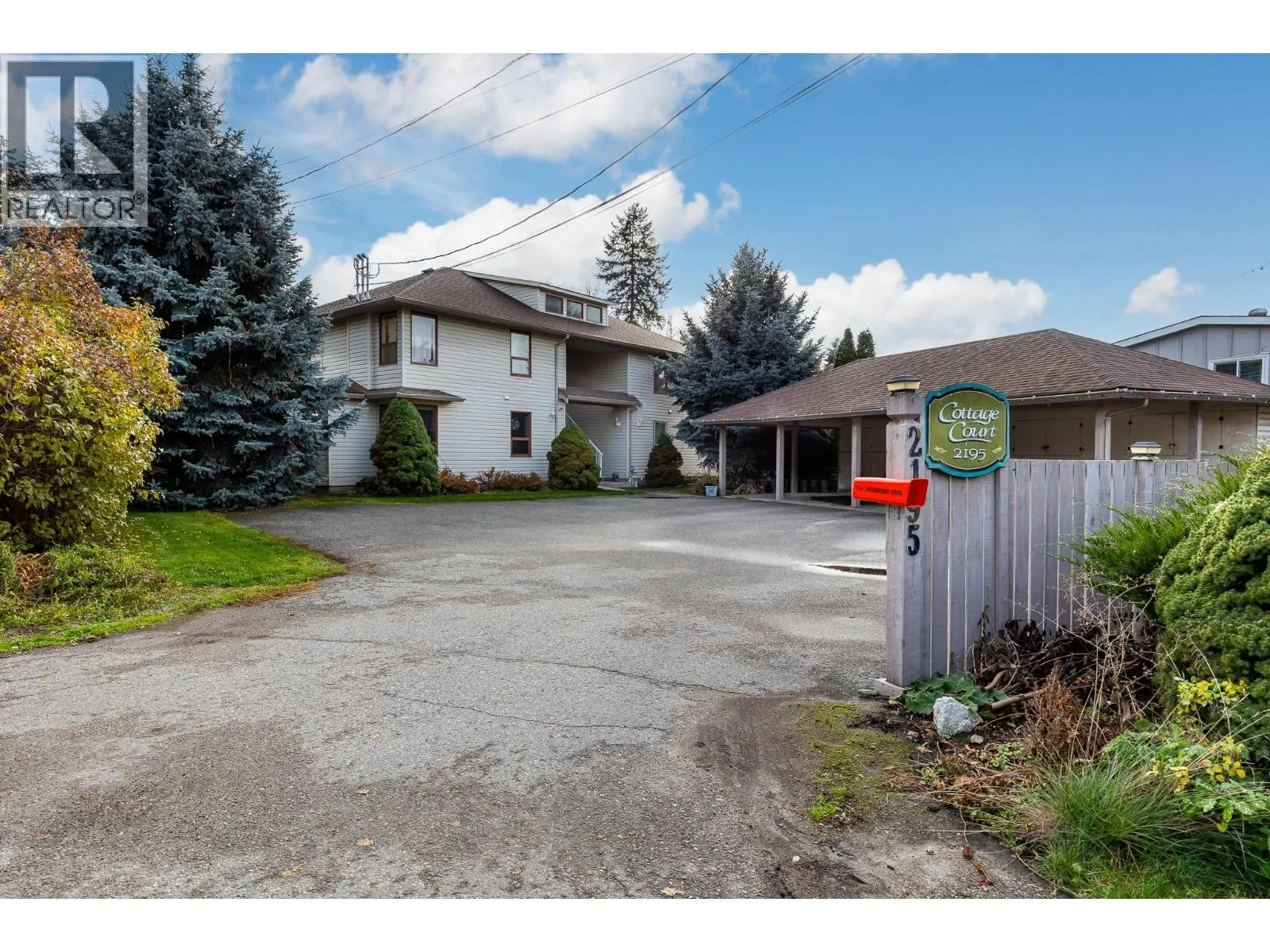 2195 Rosedale Avenue Unit# D