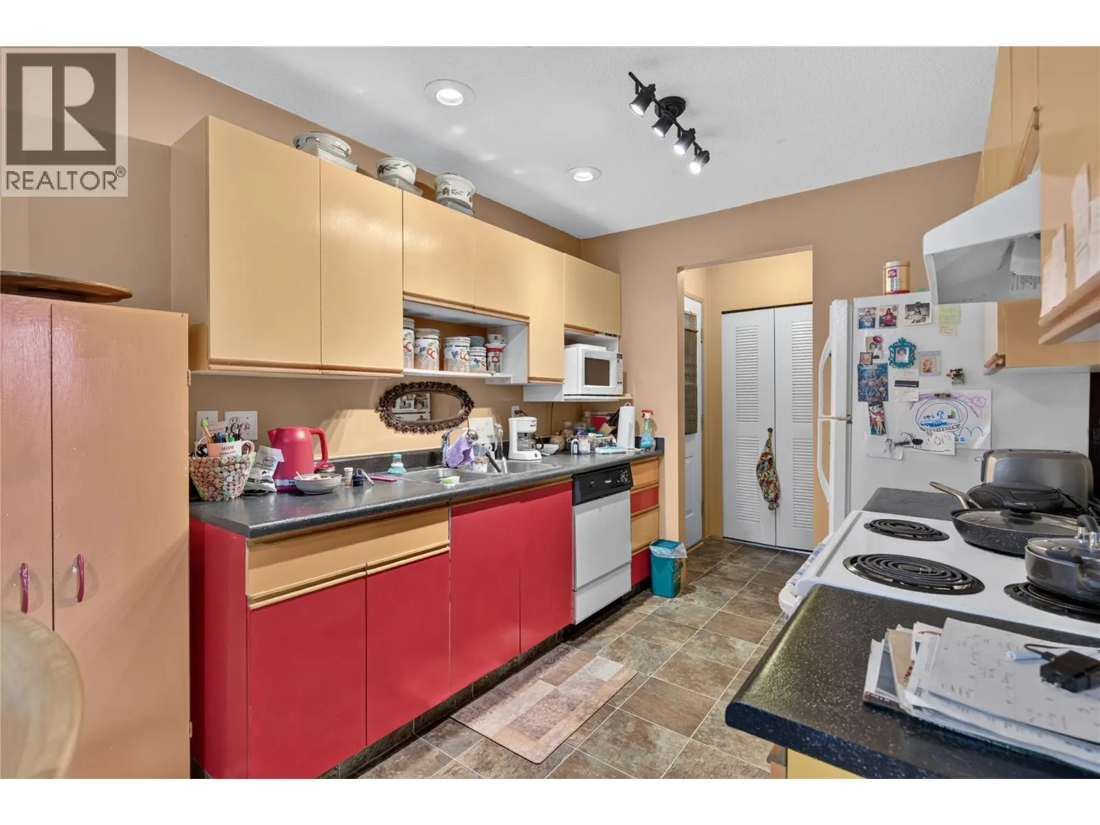 2195 Rosedale Avenue Unit# D