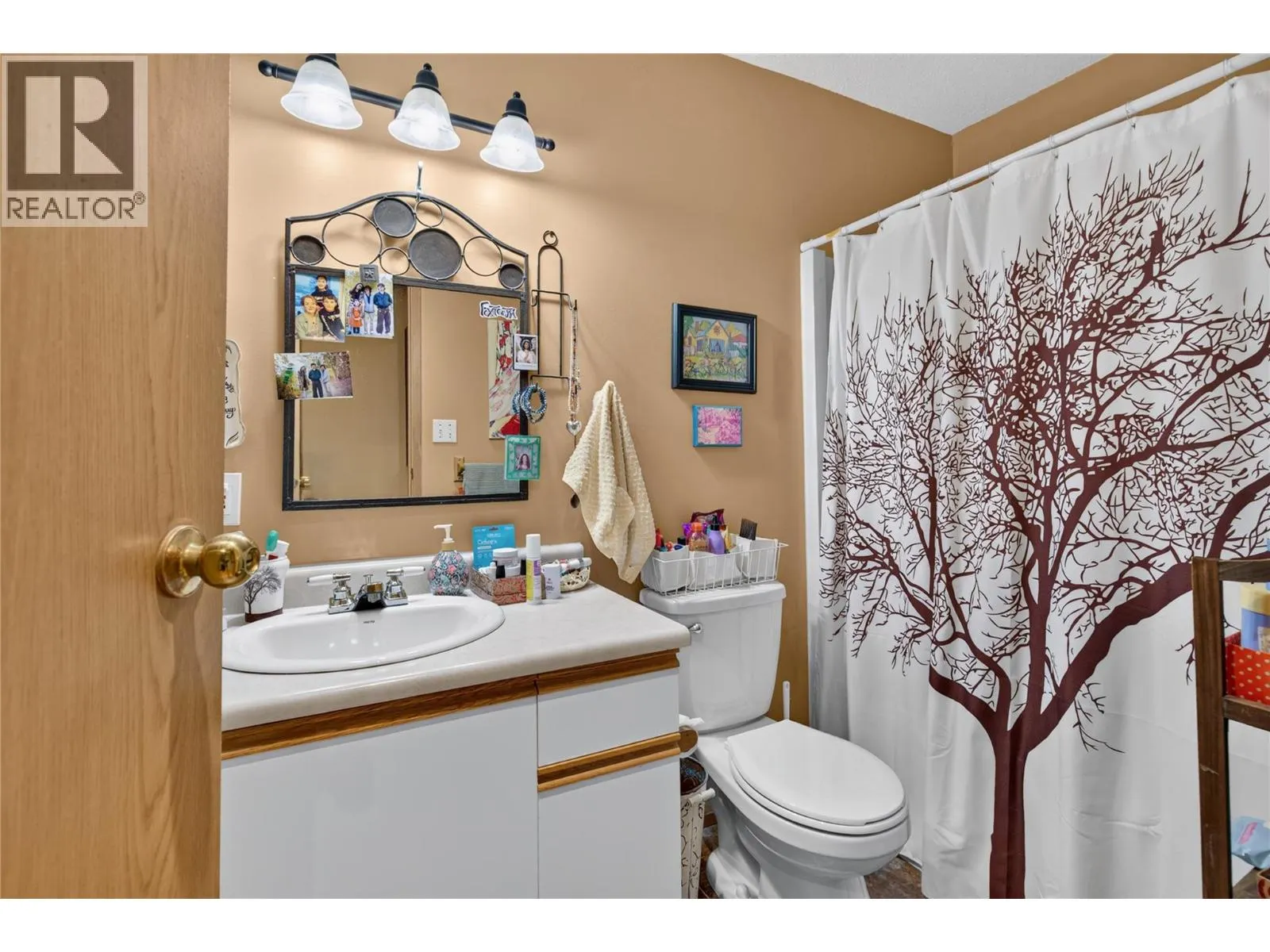2195 Rosedale Avenue Unit# D