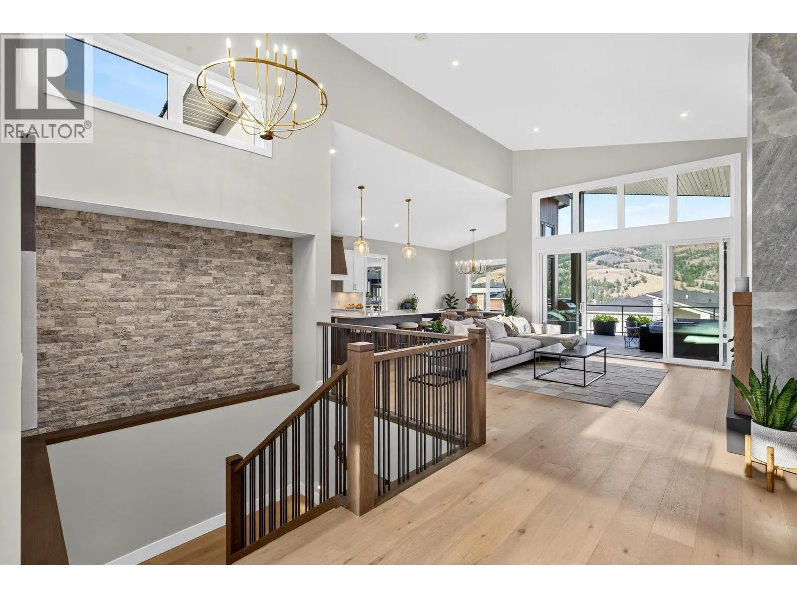887 Loseth Drive