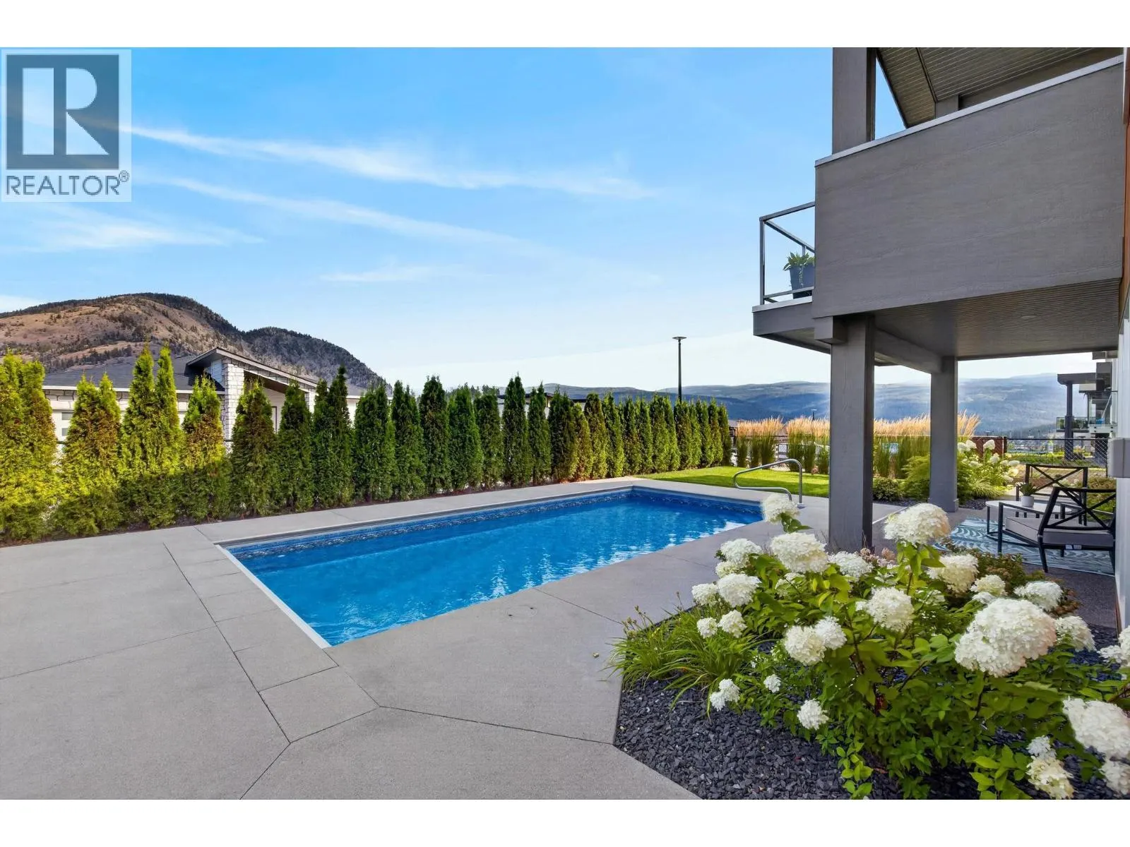 887 Loseth Drive