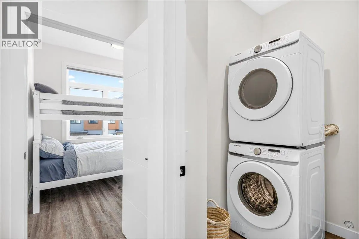 700 Riverside Way Unit# 205