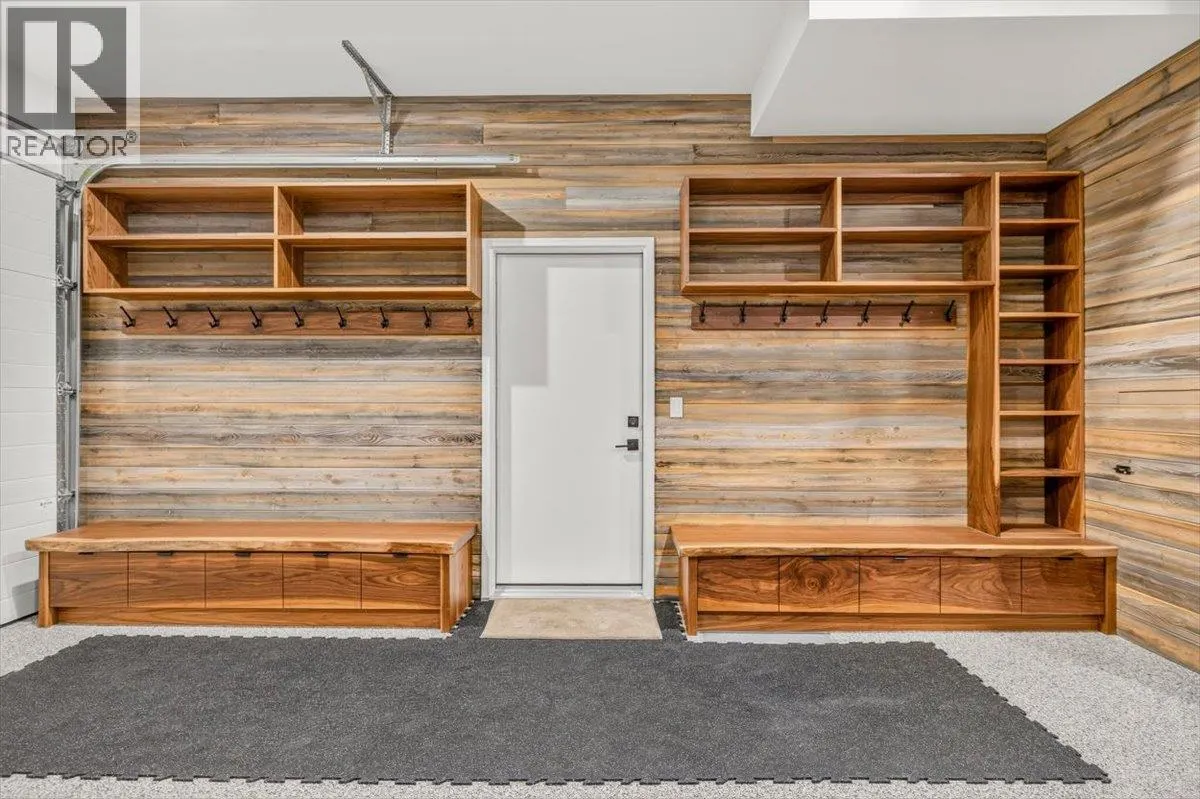 700 Riverside Way Unit# 205