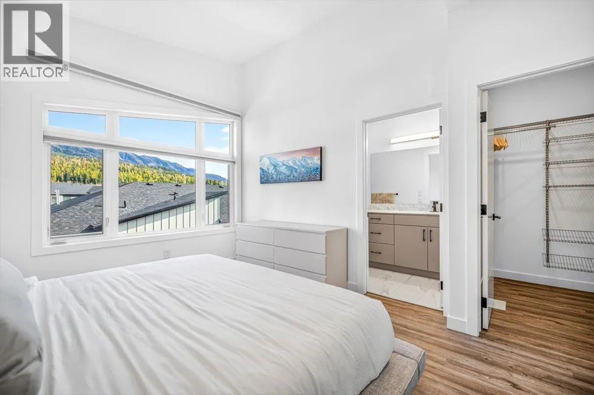 700 Riverside Way Unit# 205