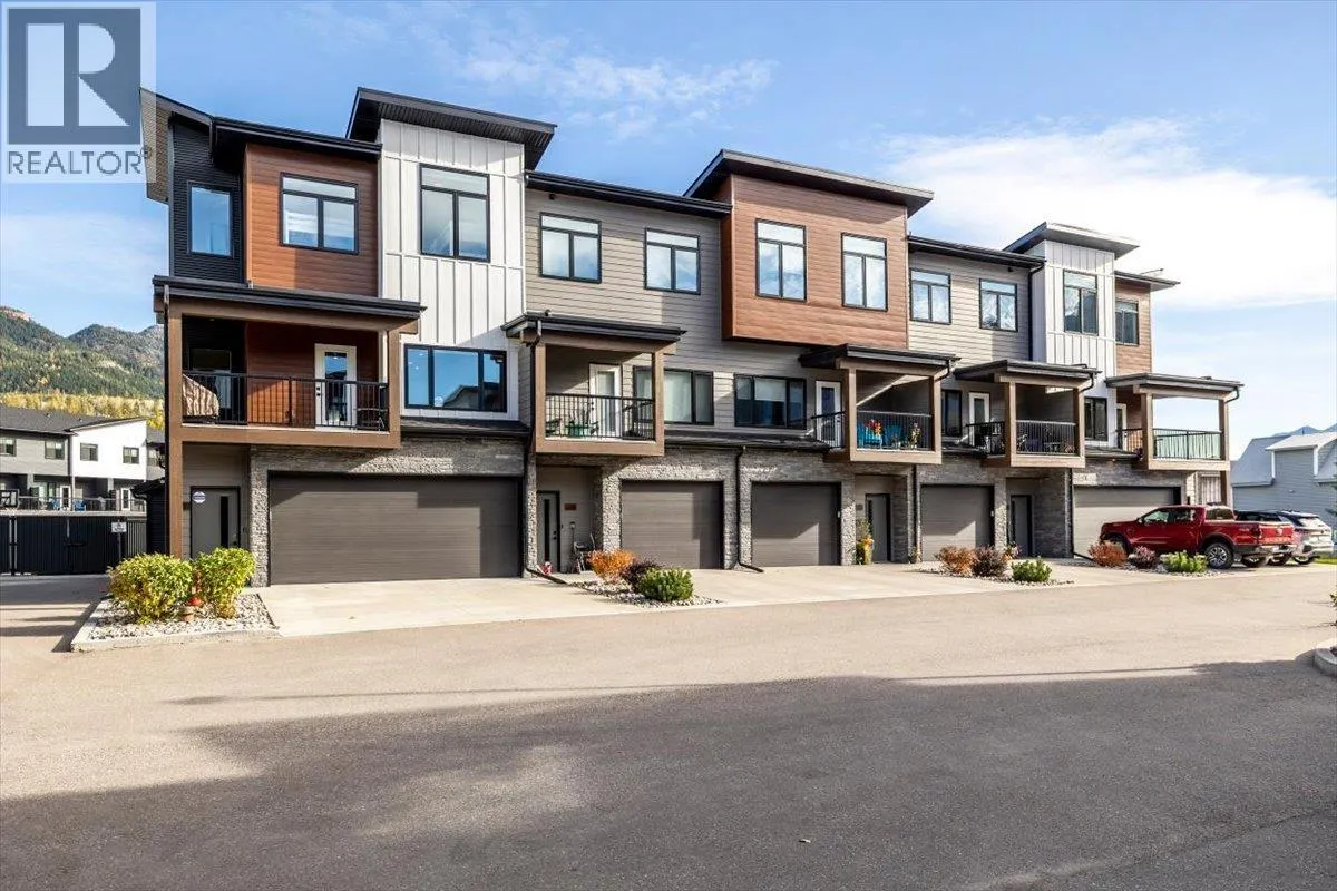 700 Riverside Way Unit# 205