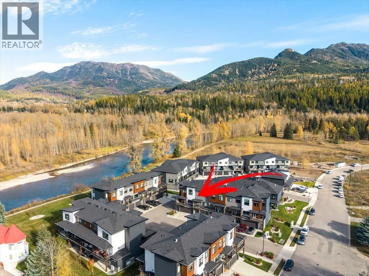700 Riverside Way Unit# 205