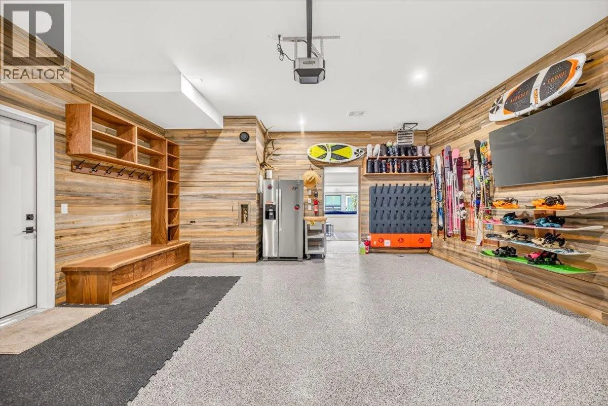 700 Riverside Way Unit# 205