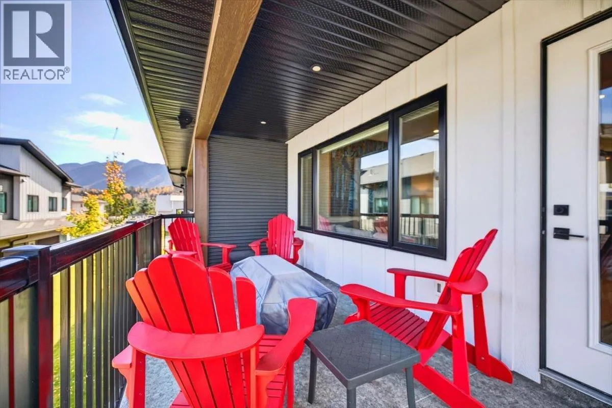 700 Riverside Way Unit# 205