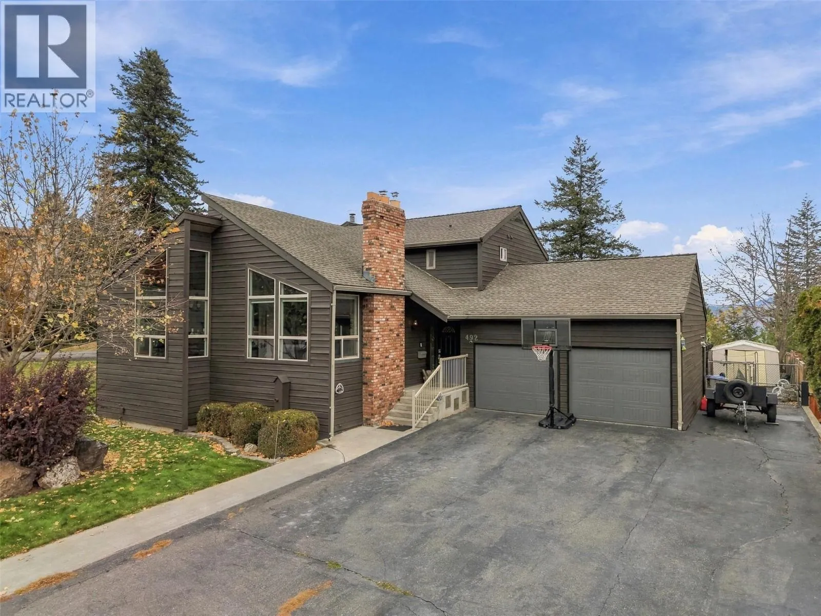 492 LAURIER Drive