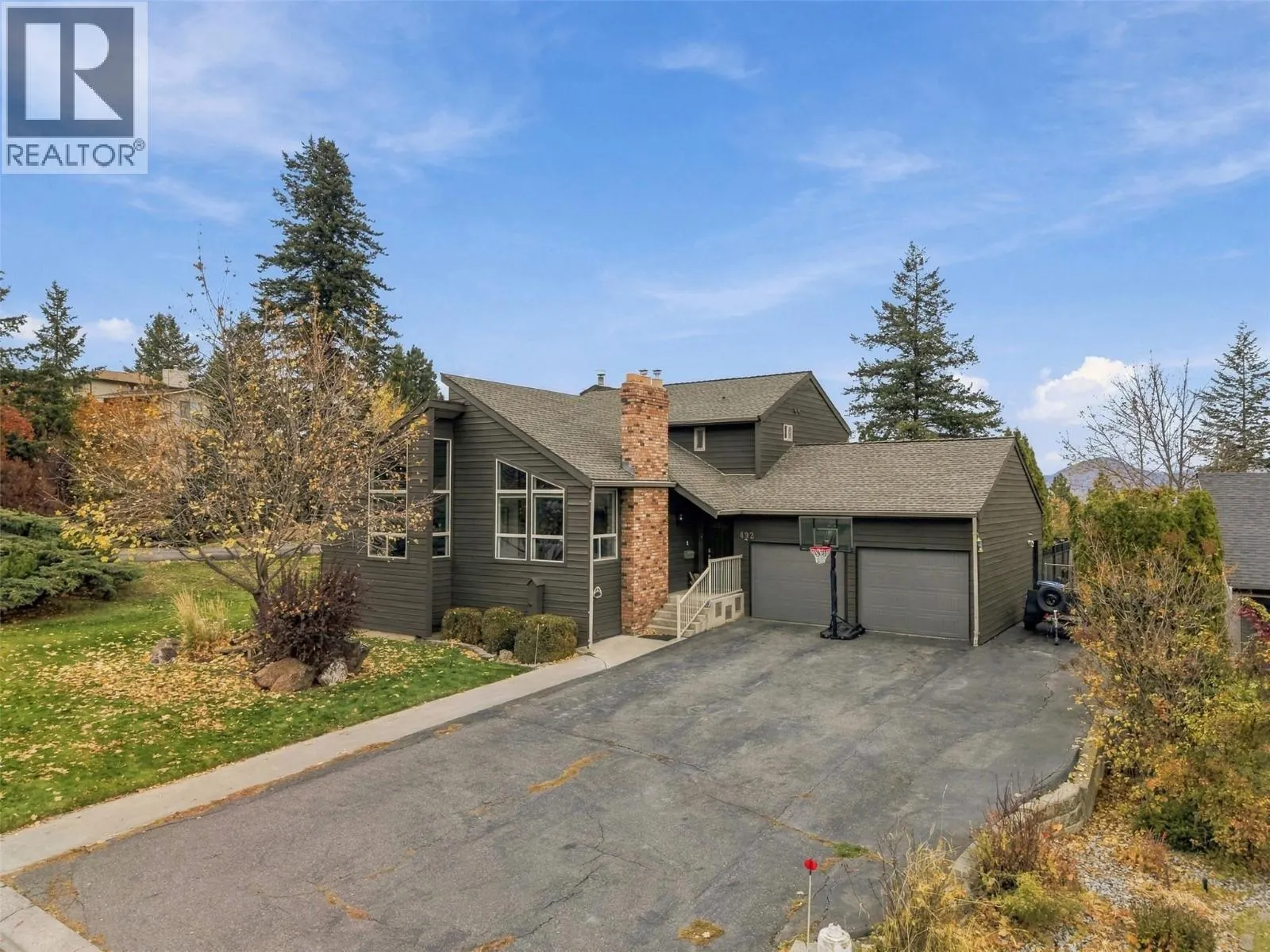 492 LAURIER Drive