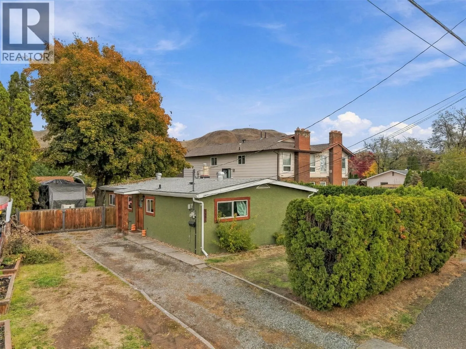 2542 Fleetwood Avenue