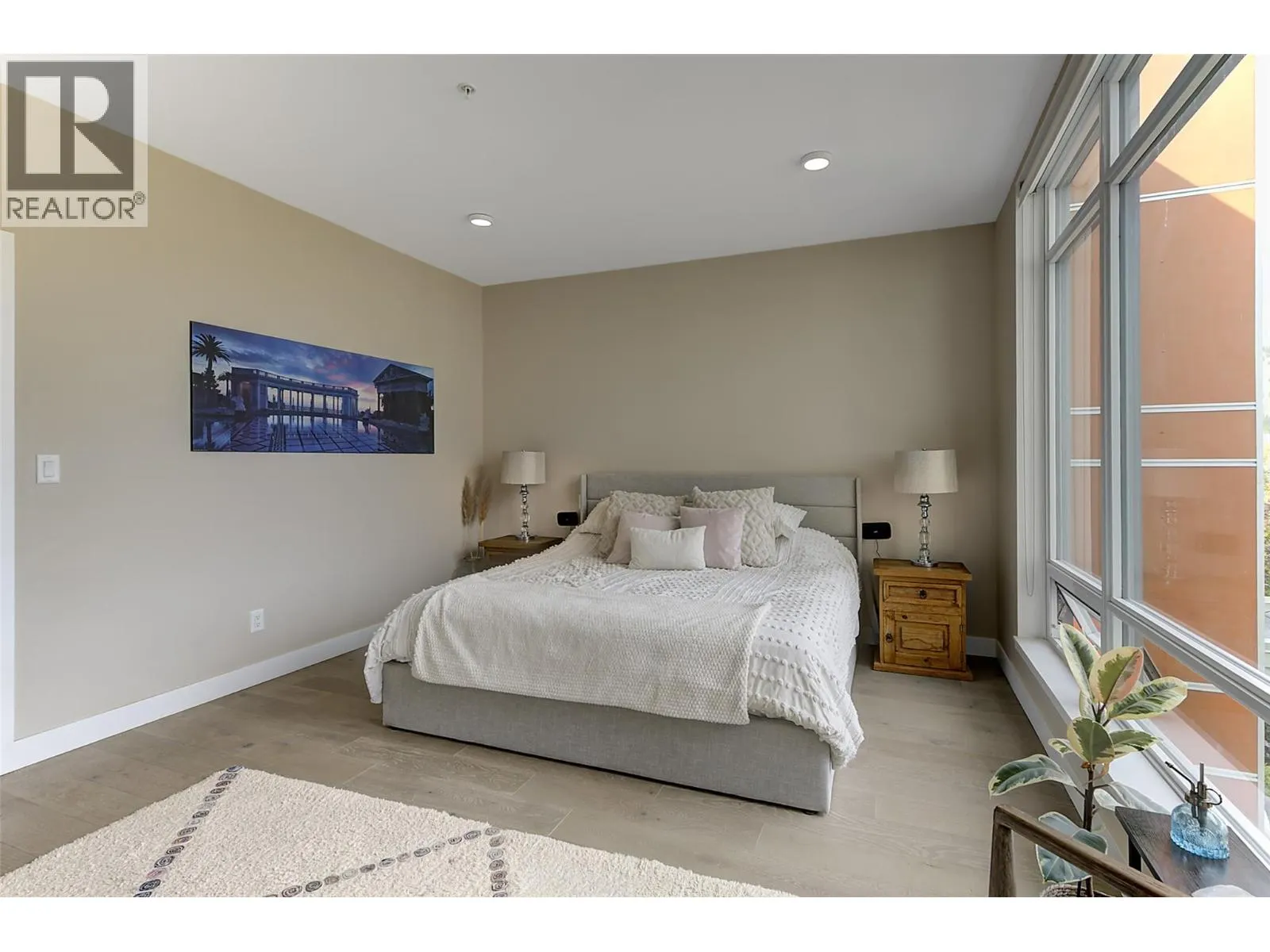 1151 Sunset Drive Unit# 105