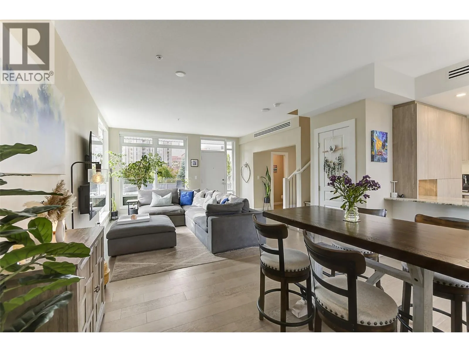 1151 Sunset Drive Unit# 105
