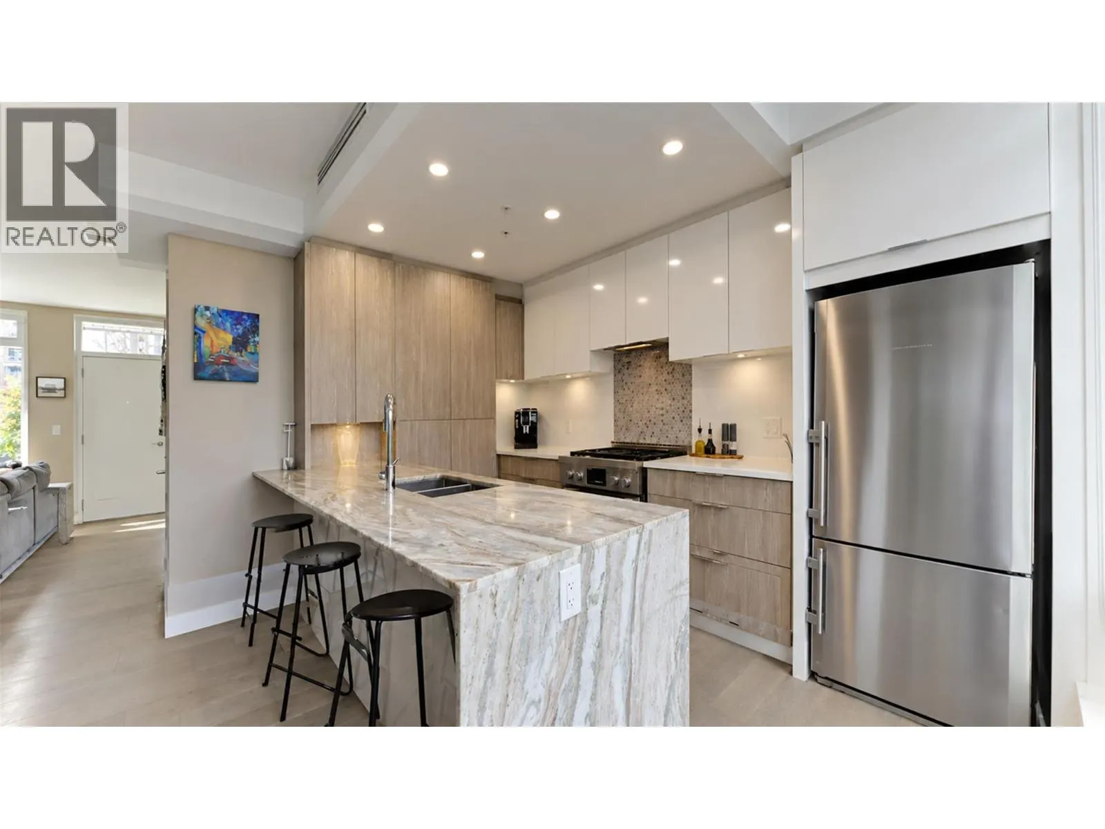 1151 Sunset Drive Unit# 105