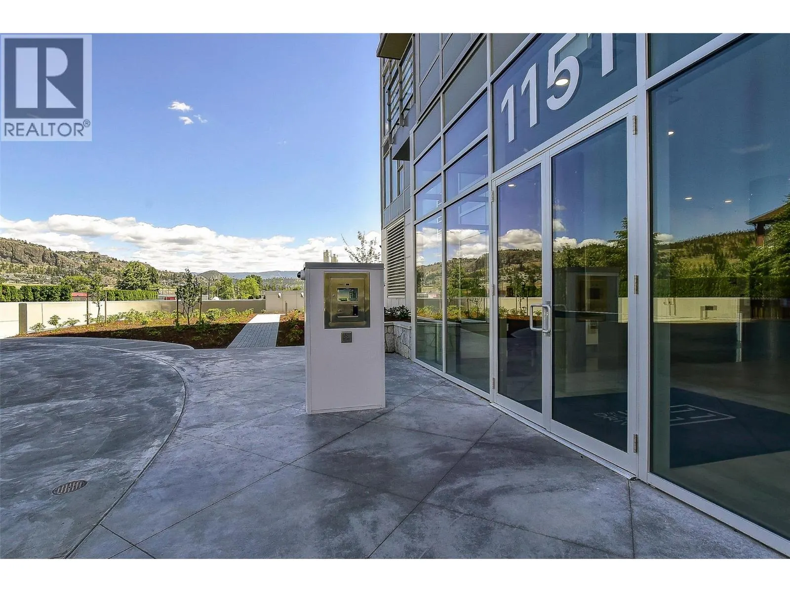 1151 Sunset Drive Unit# 105