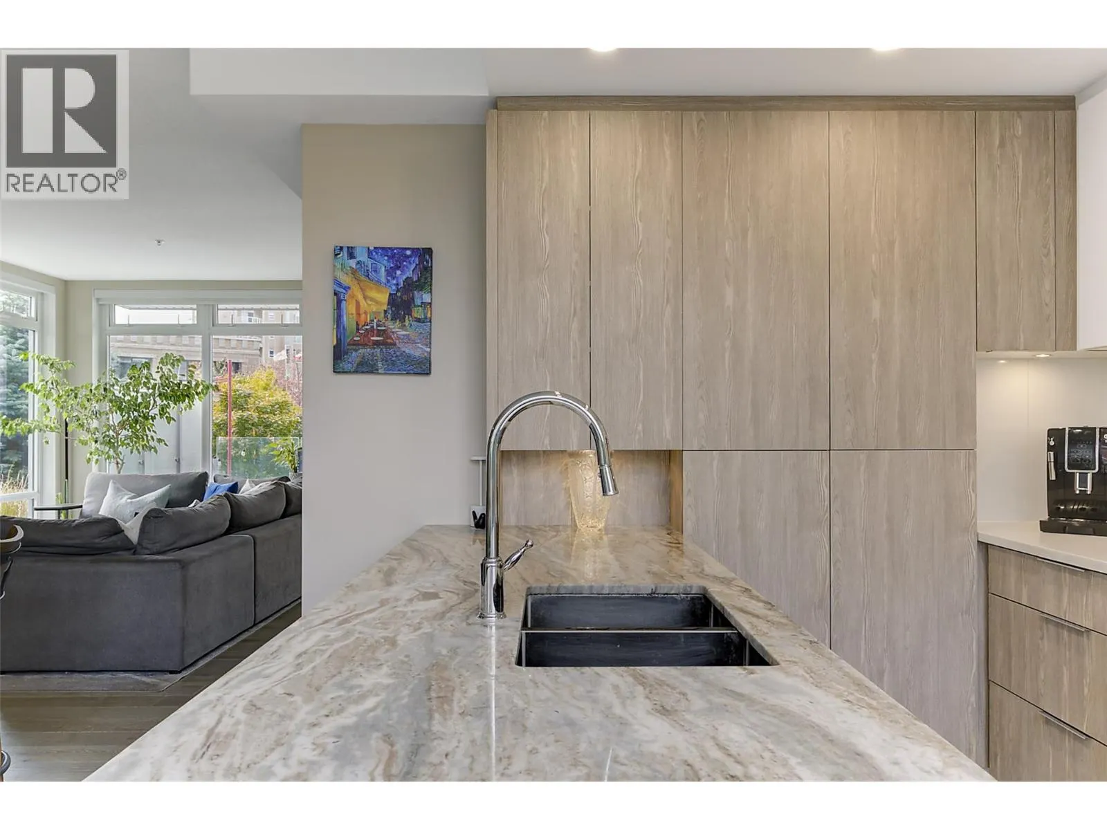 1151 Sunset Drive Unit# 105