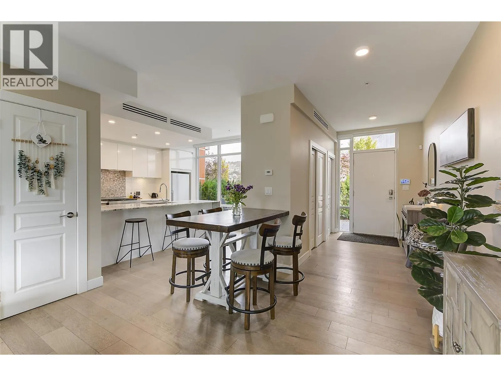 1151 Sunset Drive Unit# 105