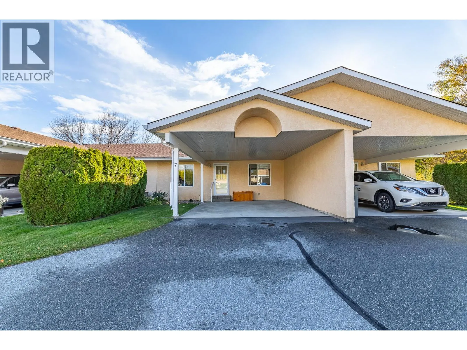 145 REDWING Place Unit# 7