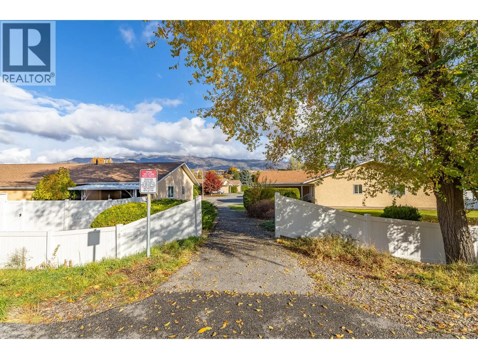 145 REDWING Place Unit# 7