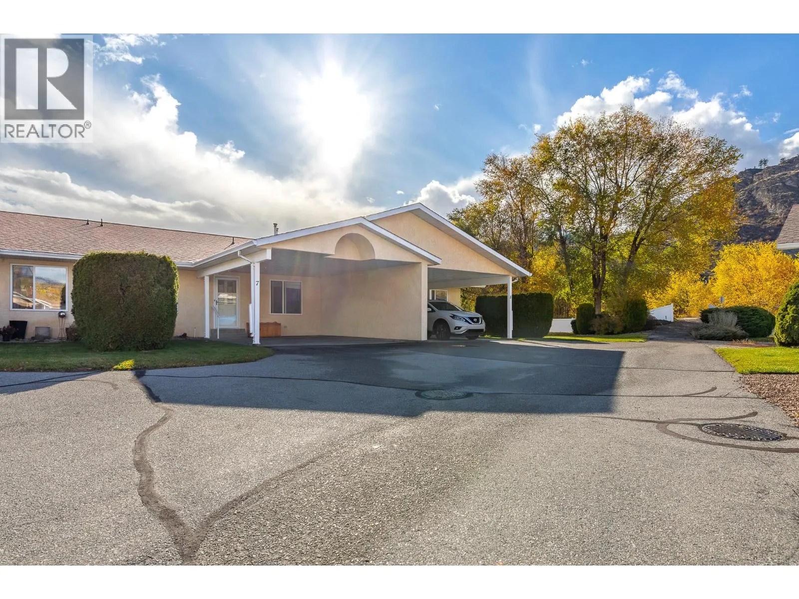145 REDWING Place Unit# 7