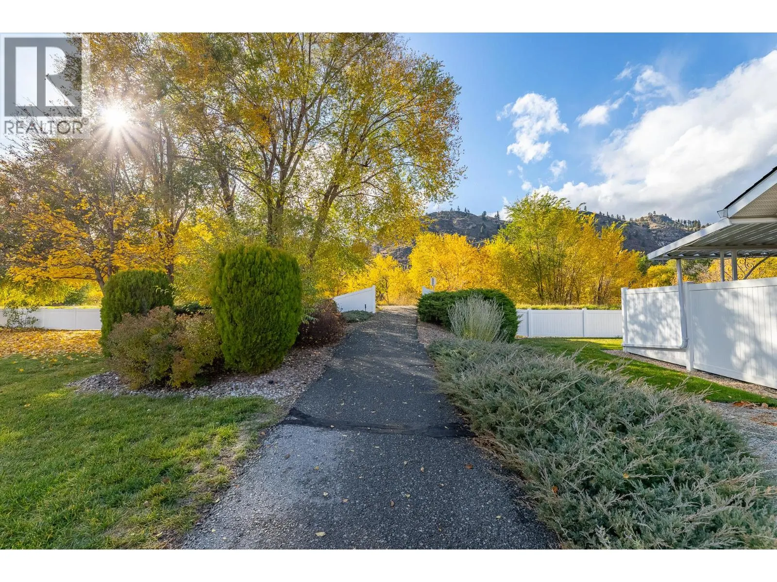 145 REDWING Place Unit# 7