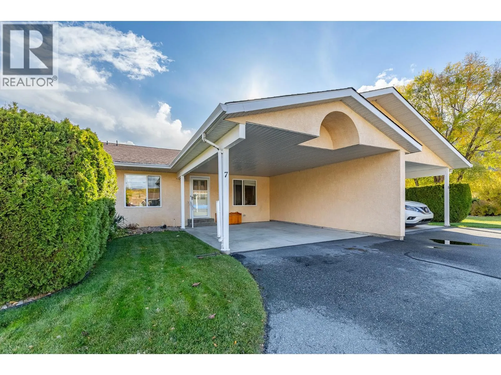 145 REDWING Place Unit# 7