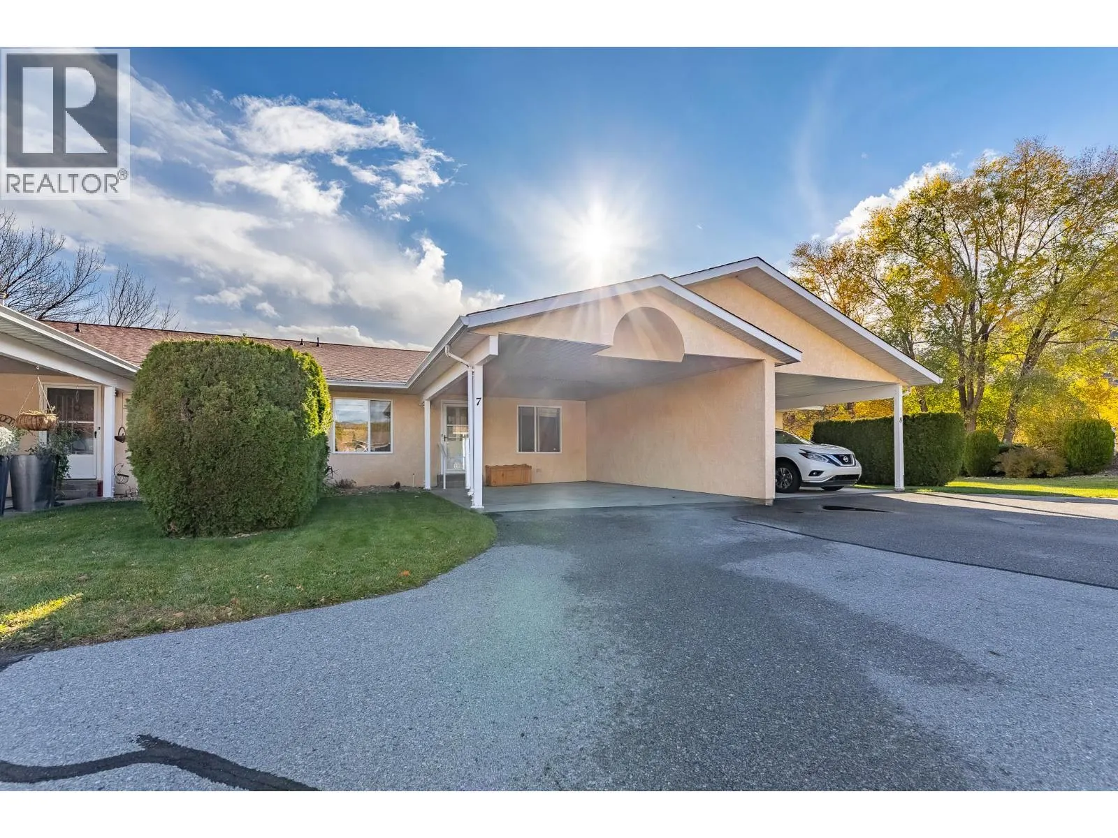 145 REDWING Place Unit# 7