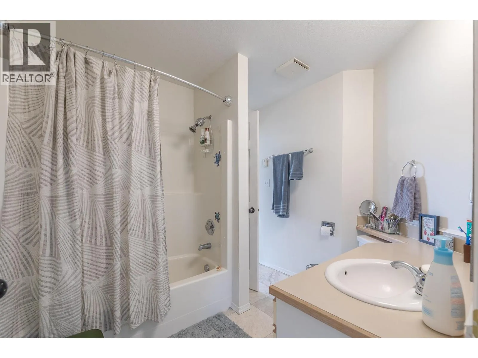 145 REDWING Place Unit# 7