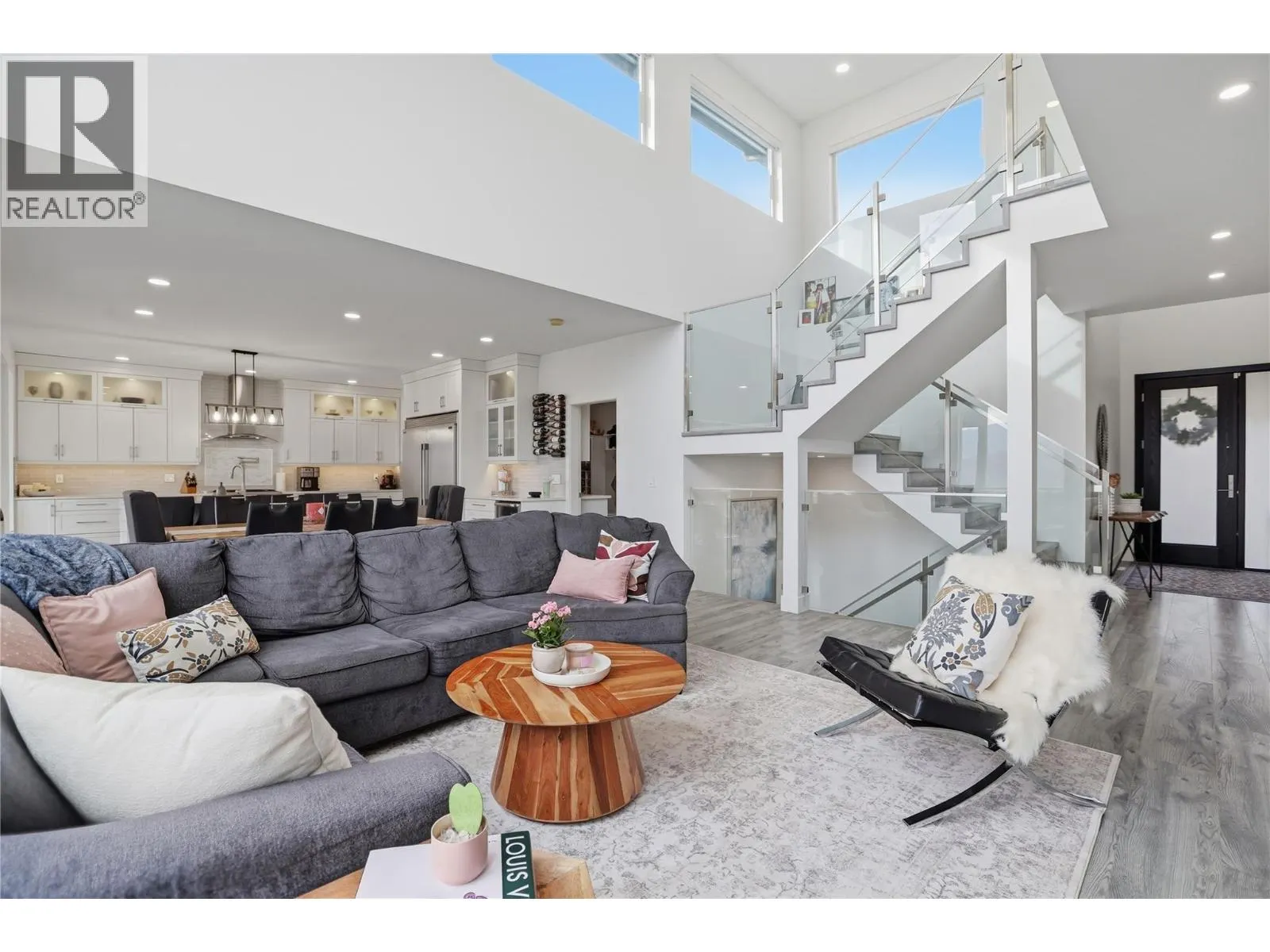 848 Cantle Drive
