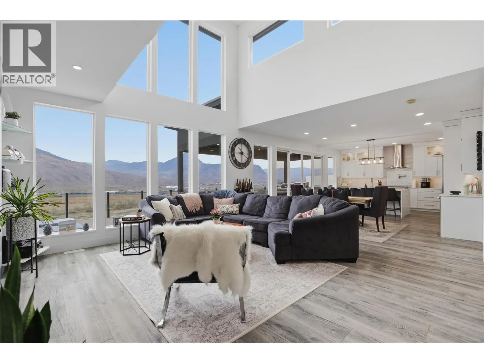 848 Cantle Drive