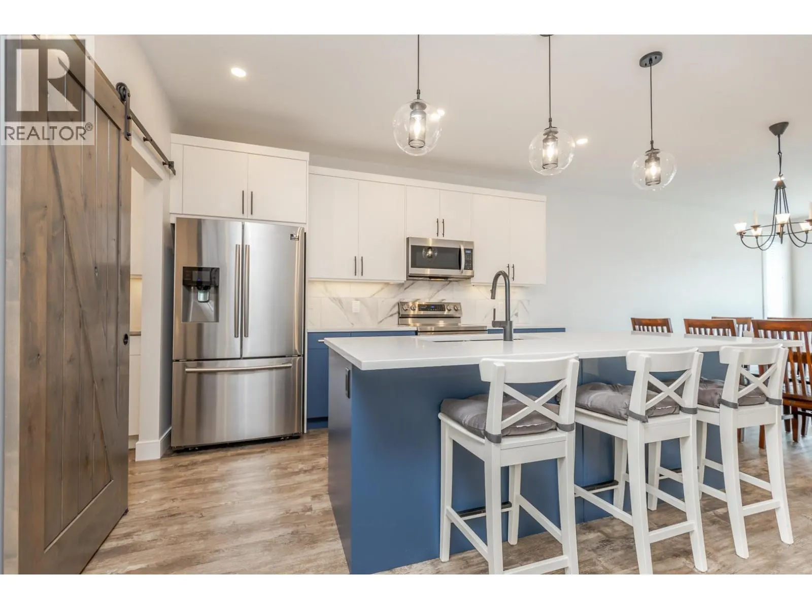 1820 Blue Bunch Court