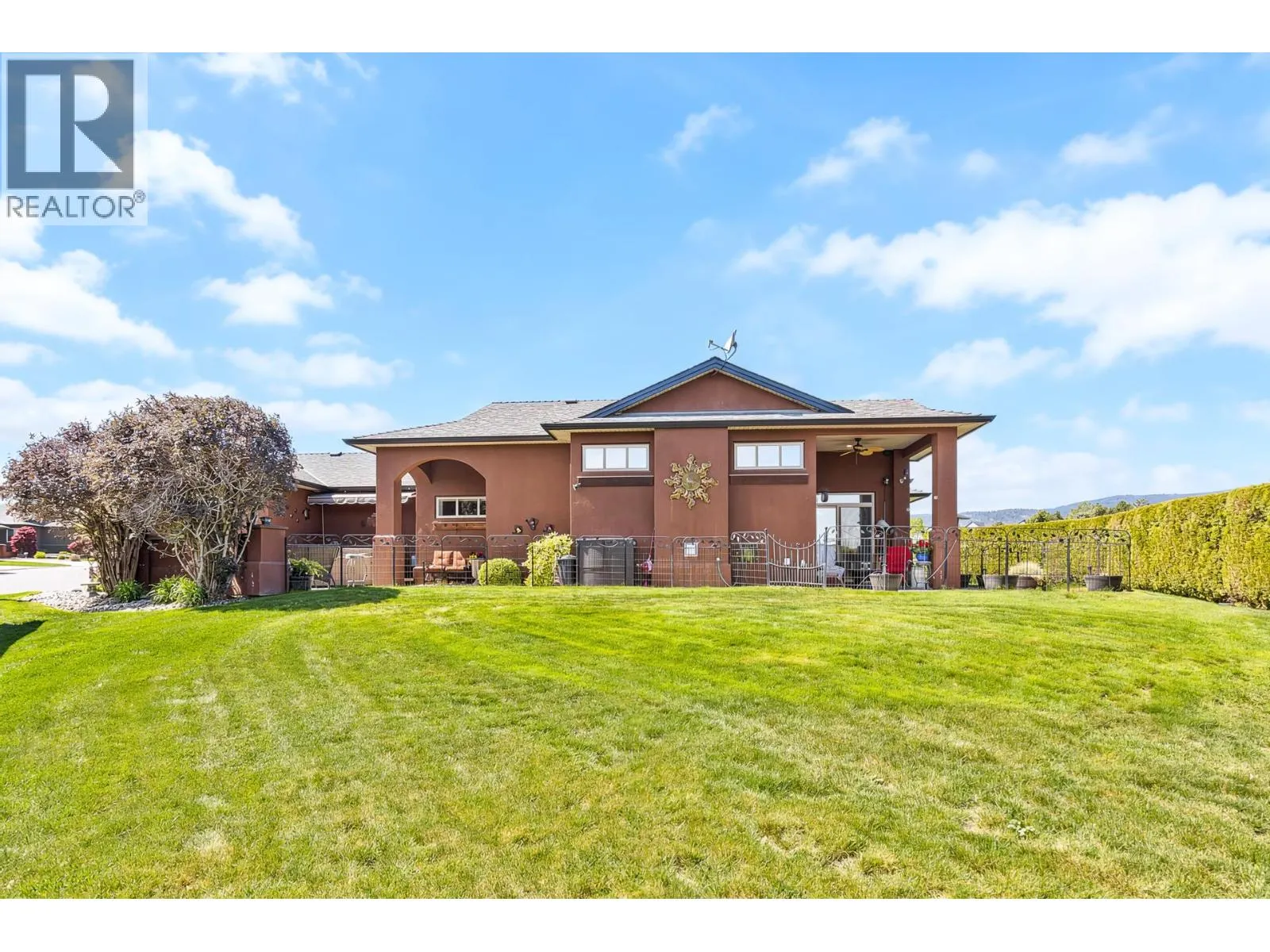 2284 Pine Vista Place
