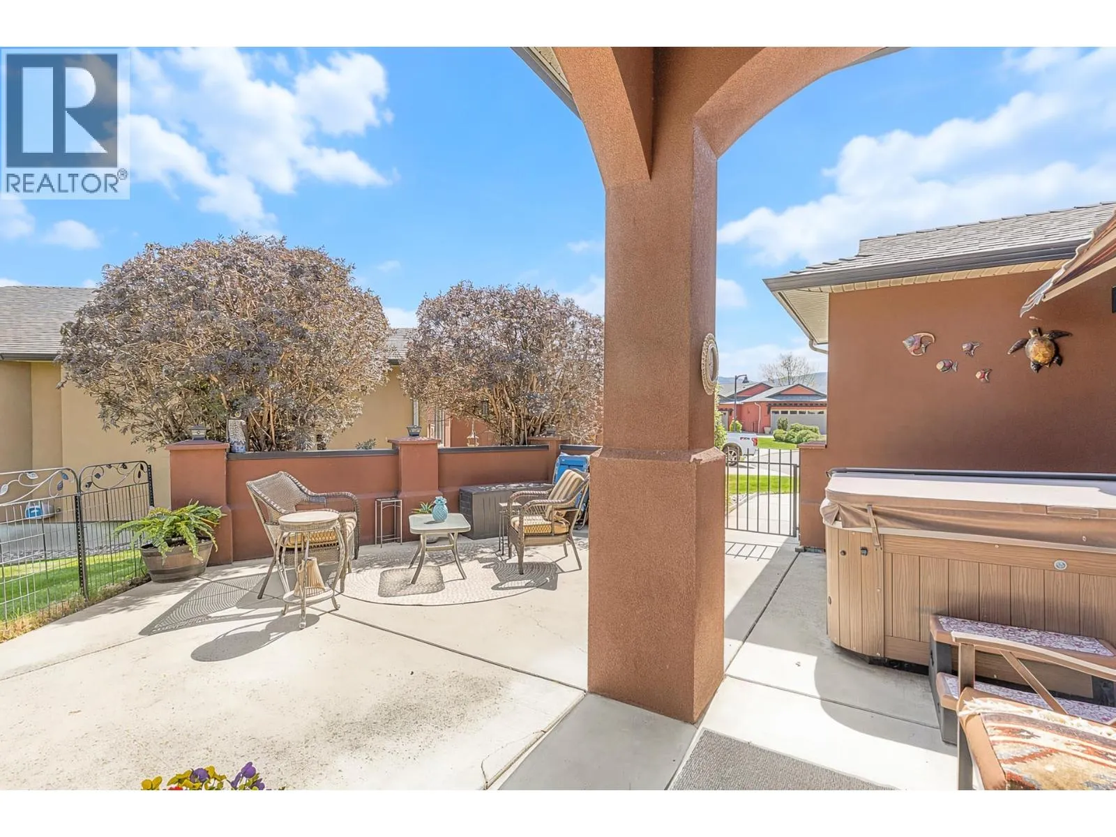 2284 Pine Vista Place