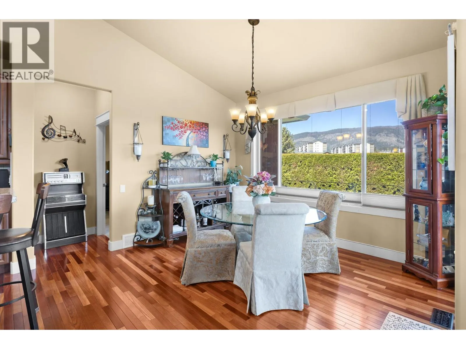 2284 Pine Vista Place