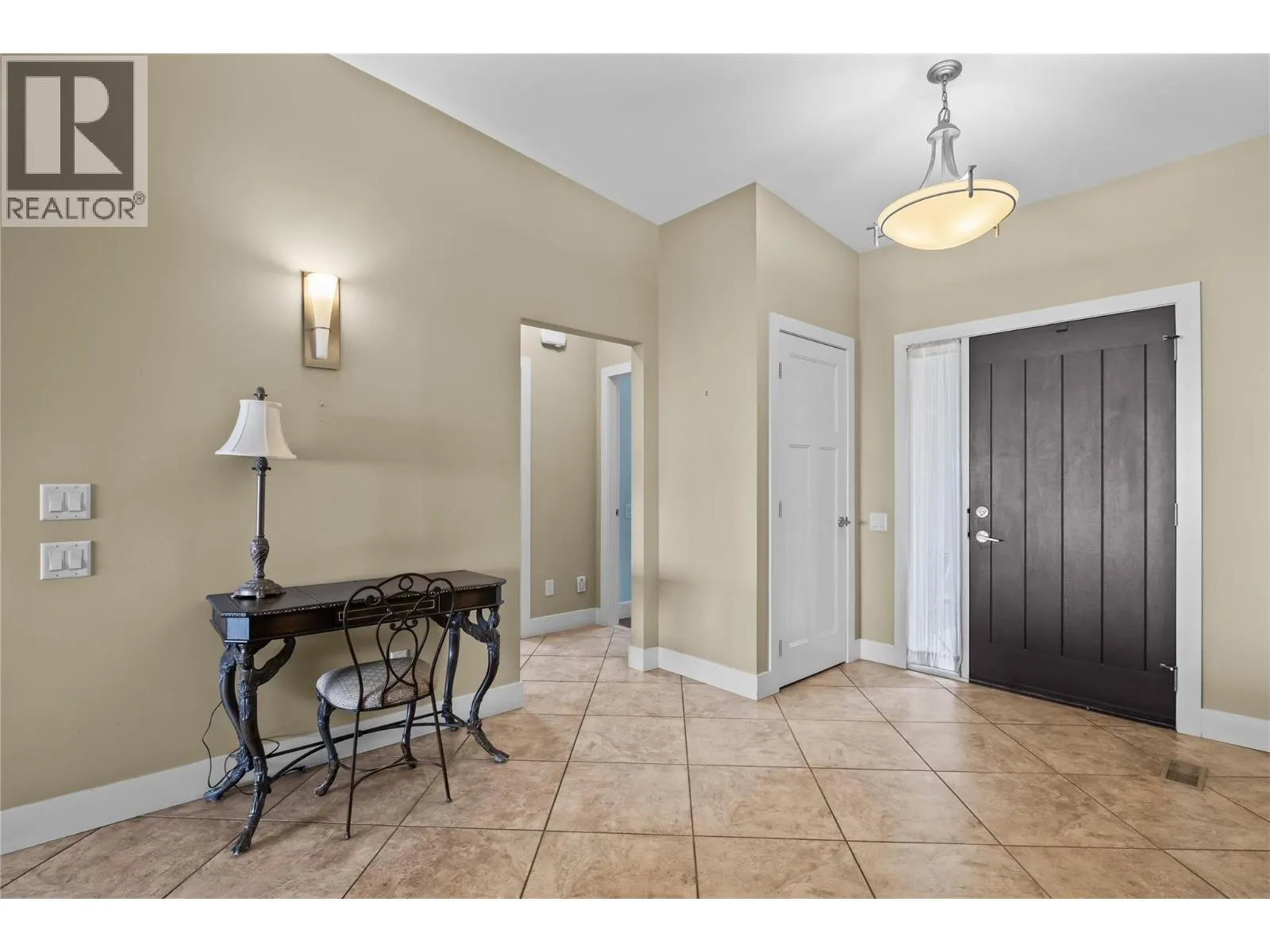 2421 Glacier Court Unit# 2