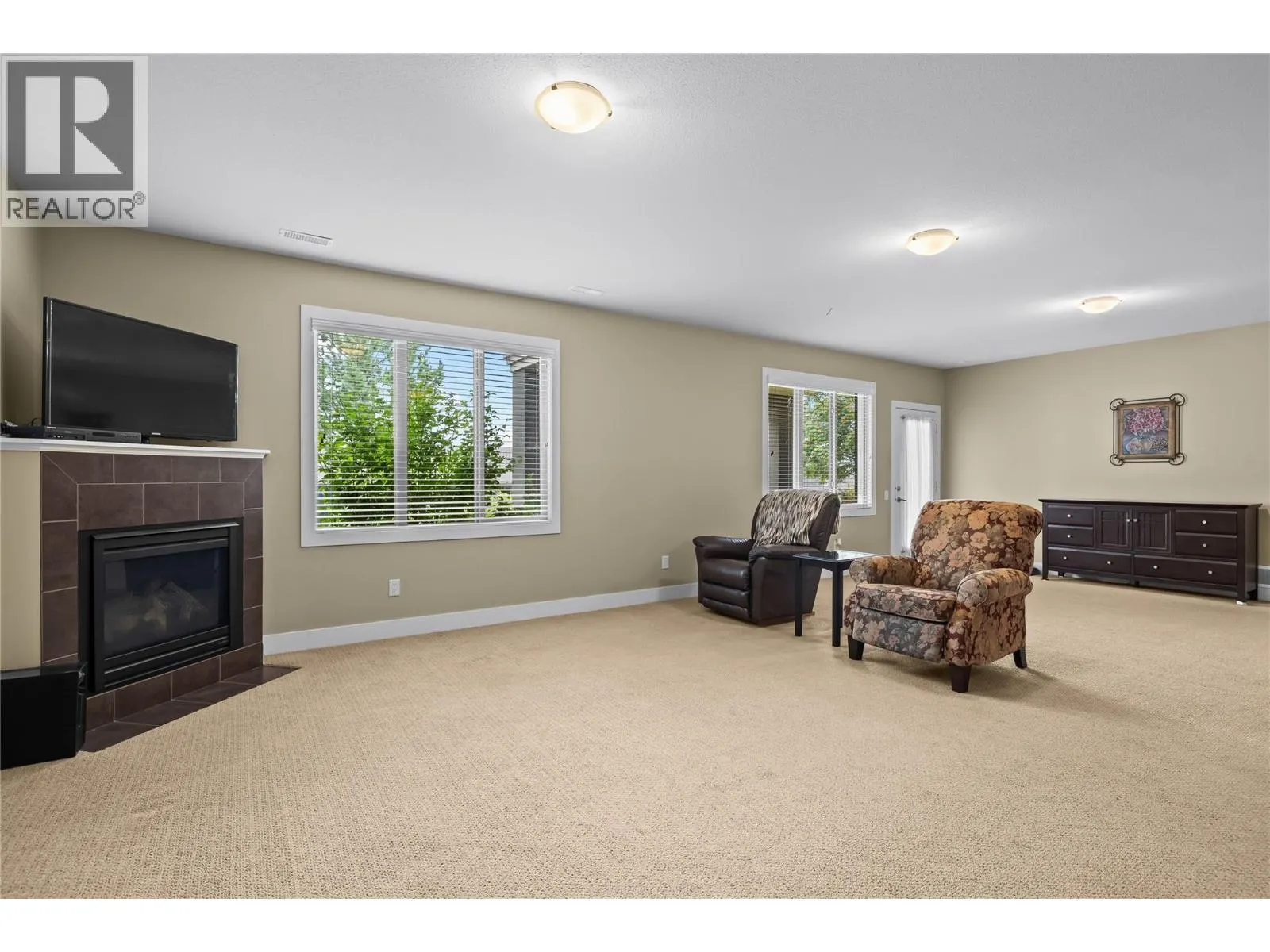 2421 Glacier Court Unit# 2