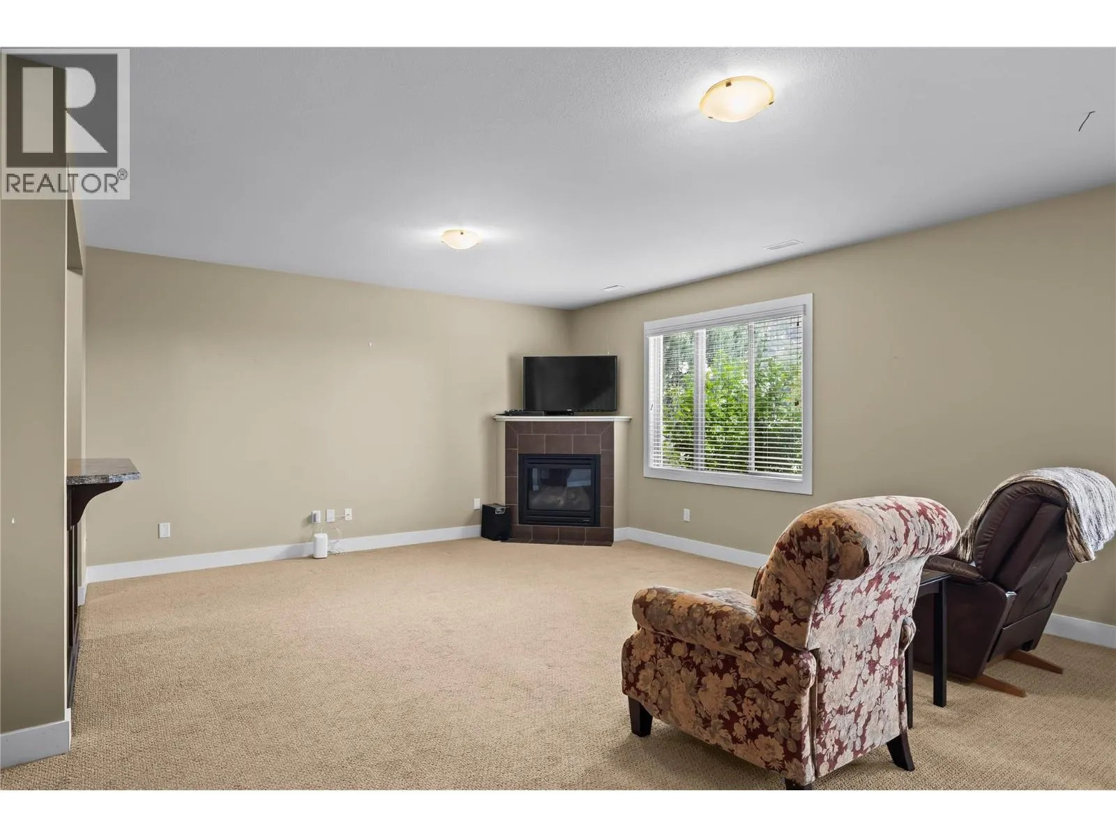 2421 Glacier Court Unit# 2