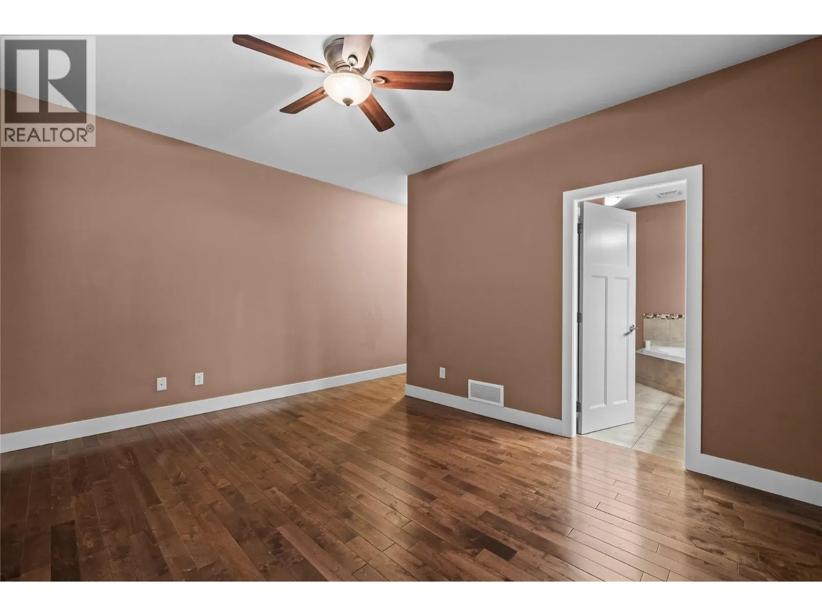 2421 Glacier Court Unit# 2