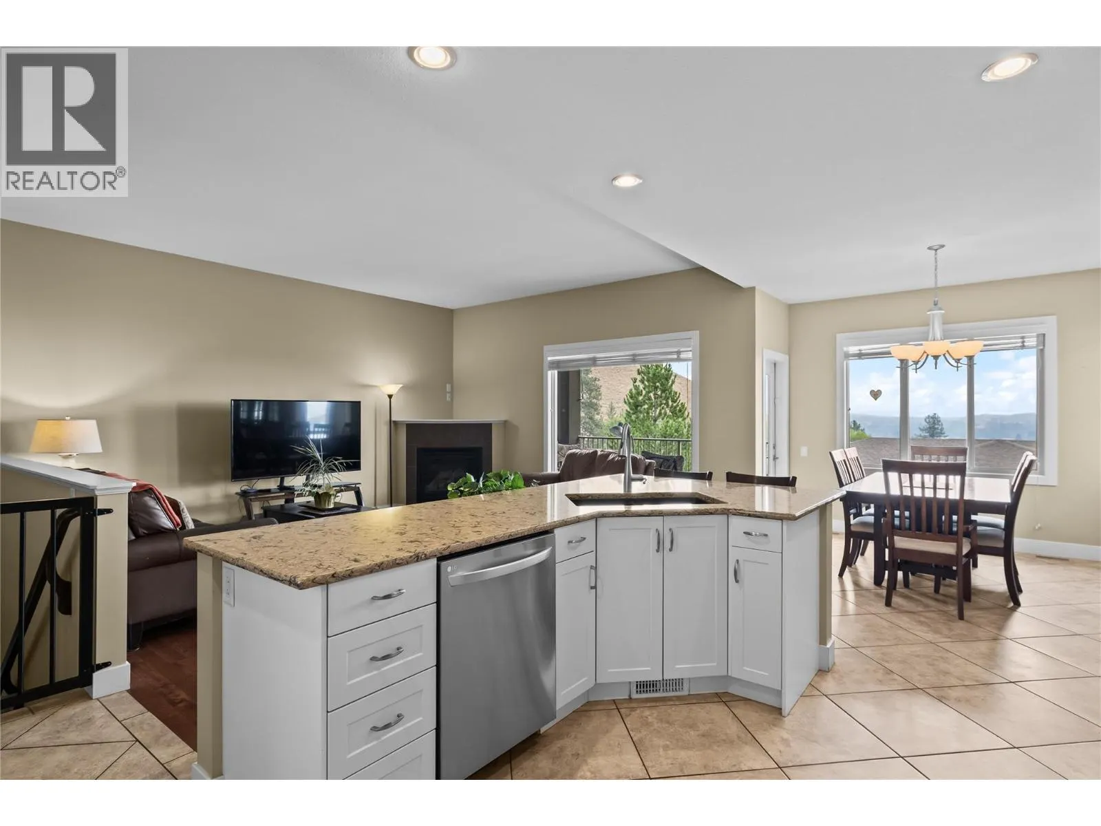2421 Glacier Court Unit# 2