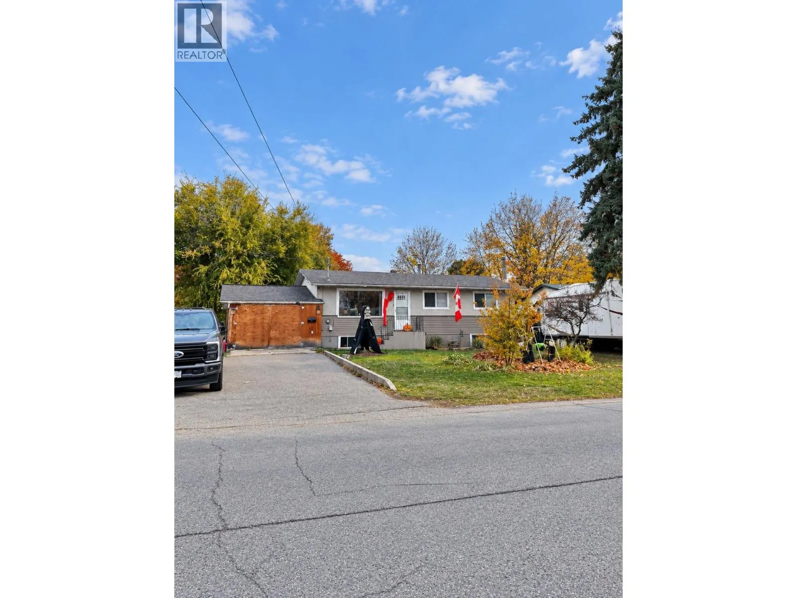 215 Davie Road