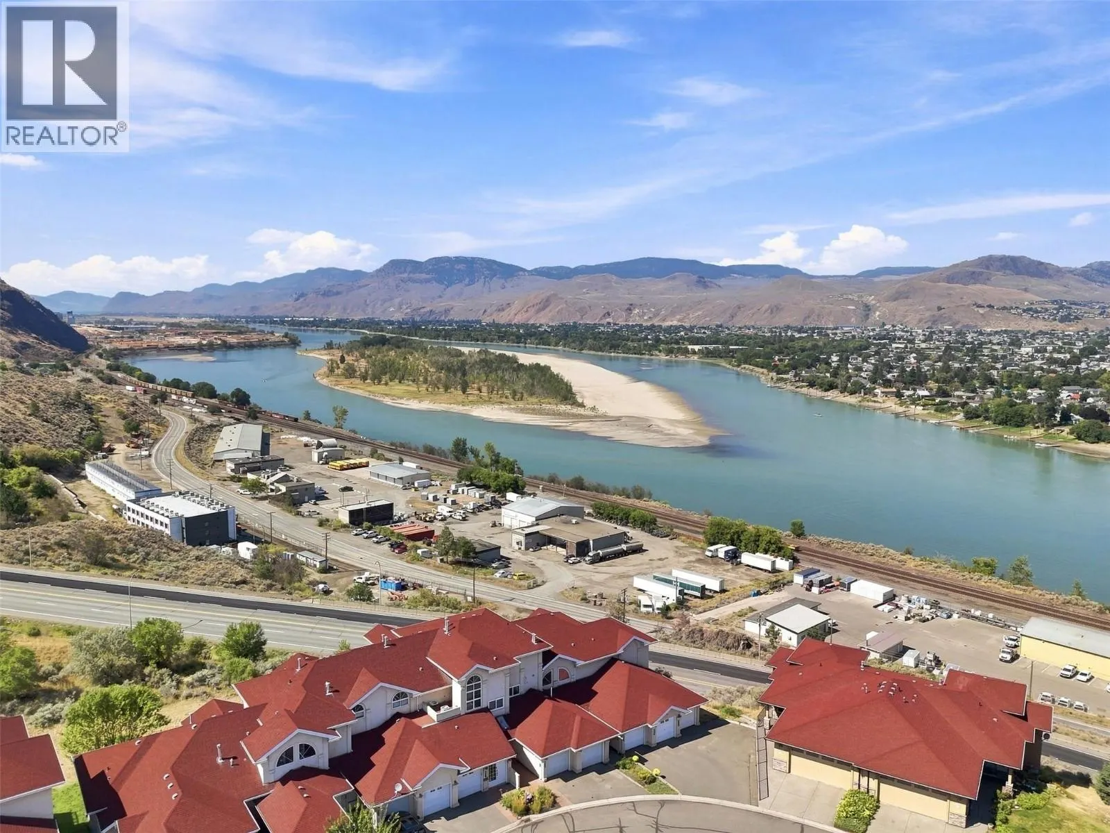 15 HUDSONS BAY Trail Unit# 305