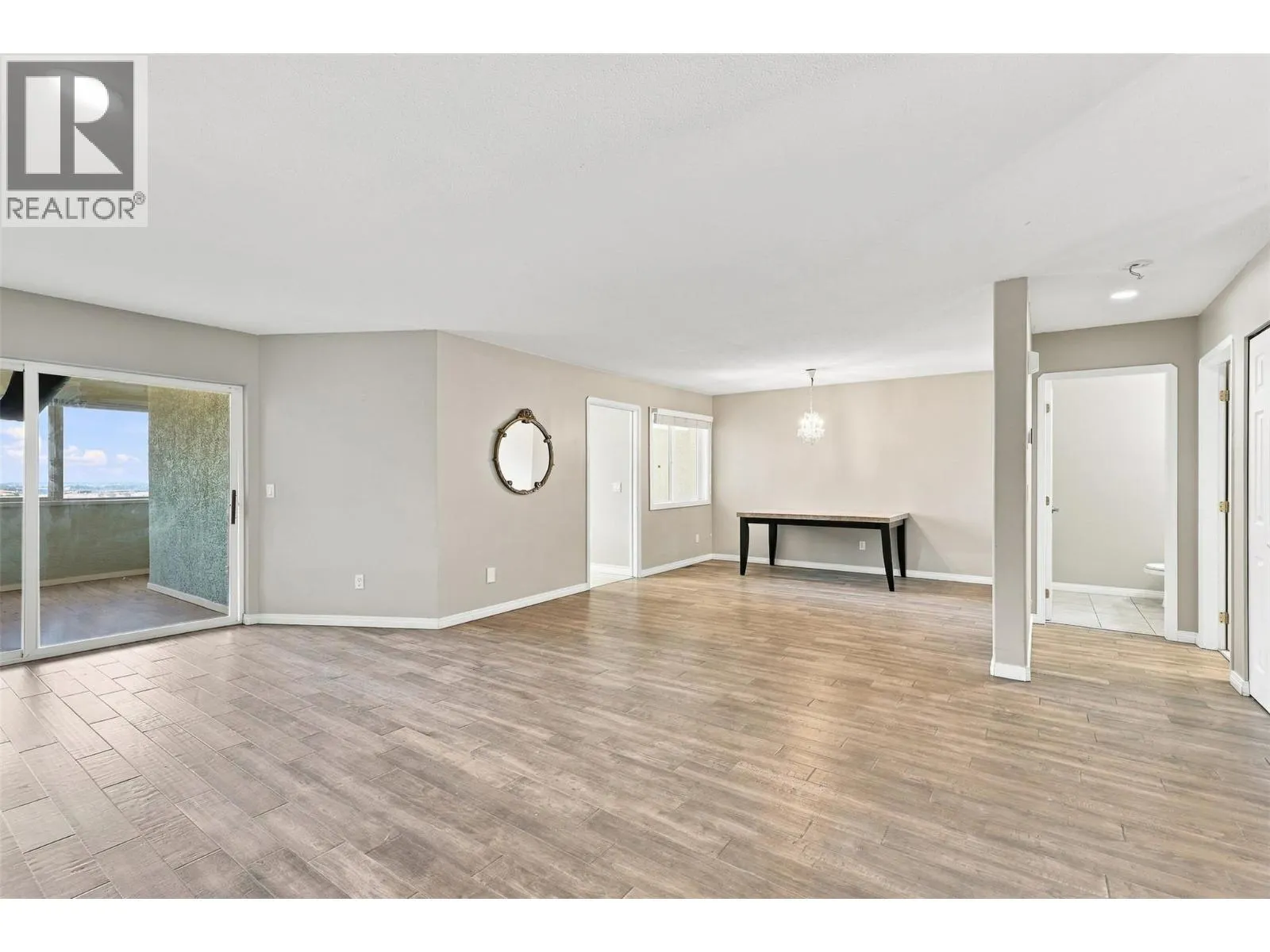 15 HUDSONS BAY Trail Unit# 305