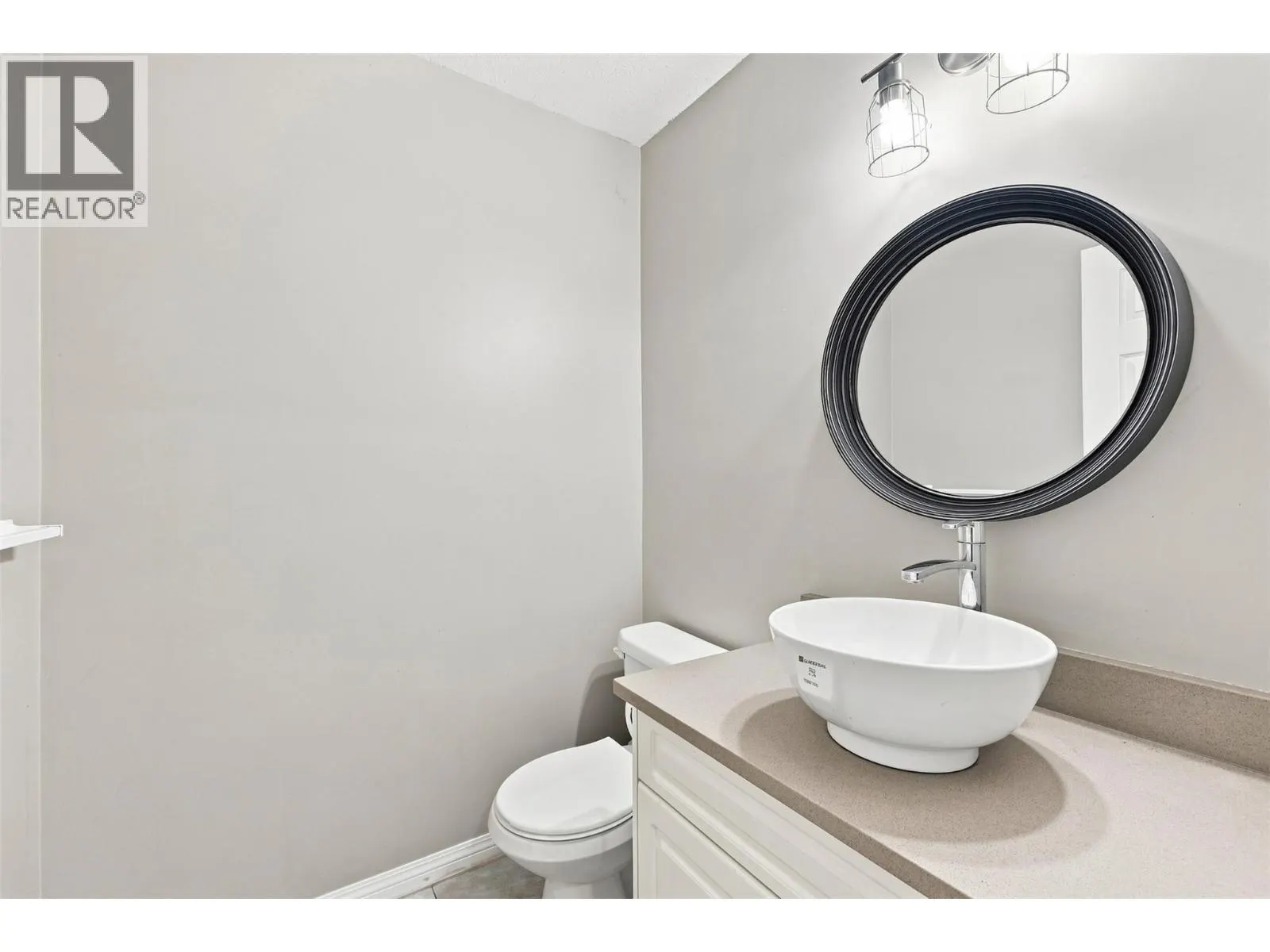15 HUDSONS BAY Trail Unit# 305