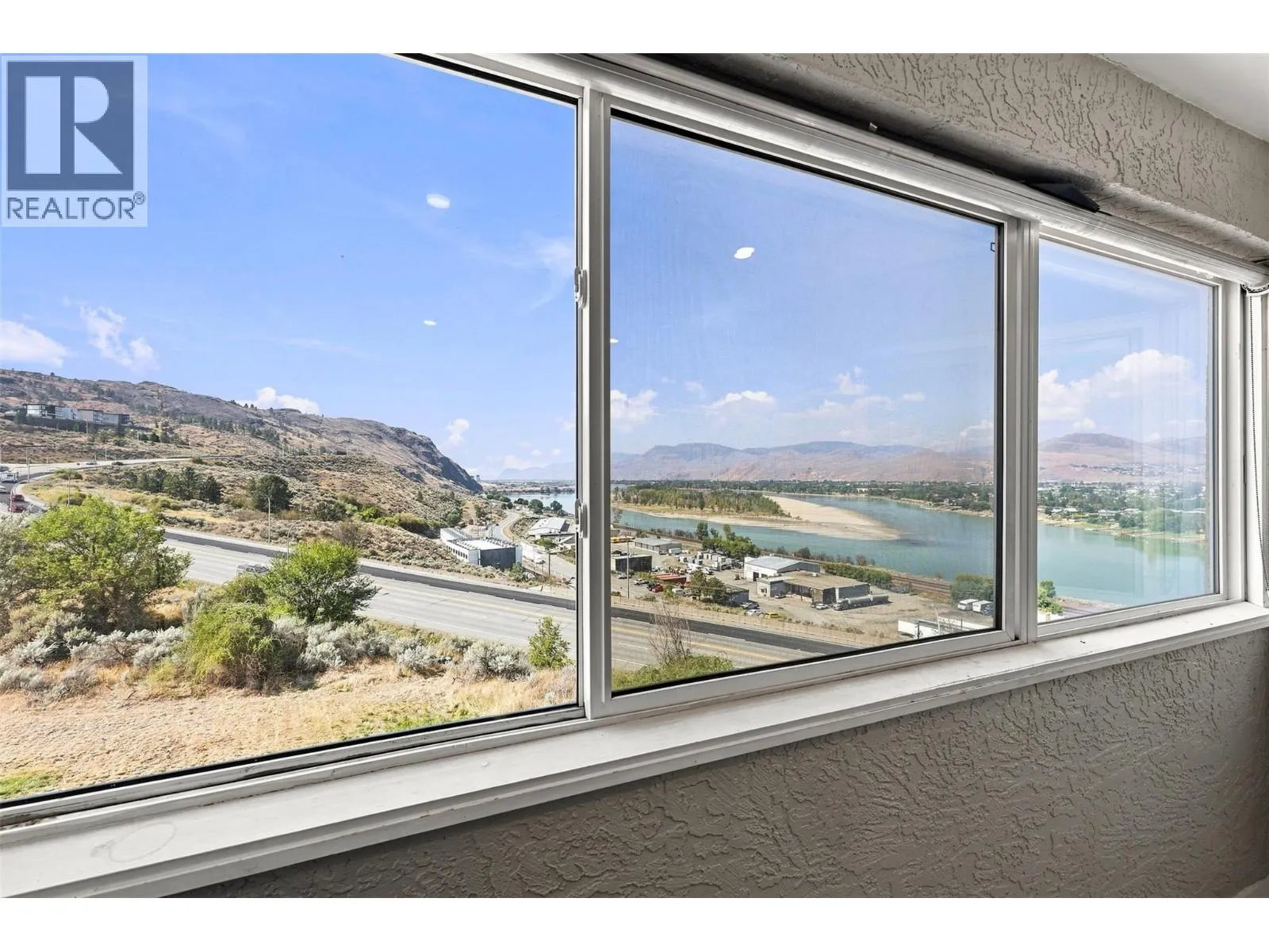 15 HUDSONS BAY Trail Unit# 305