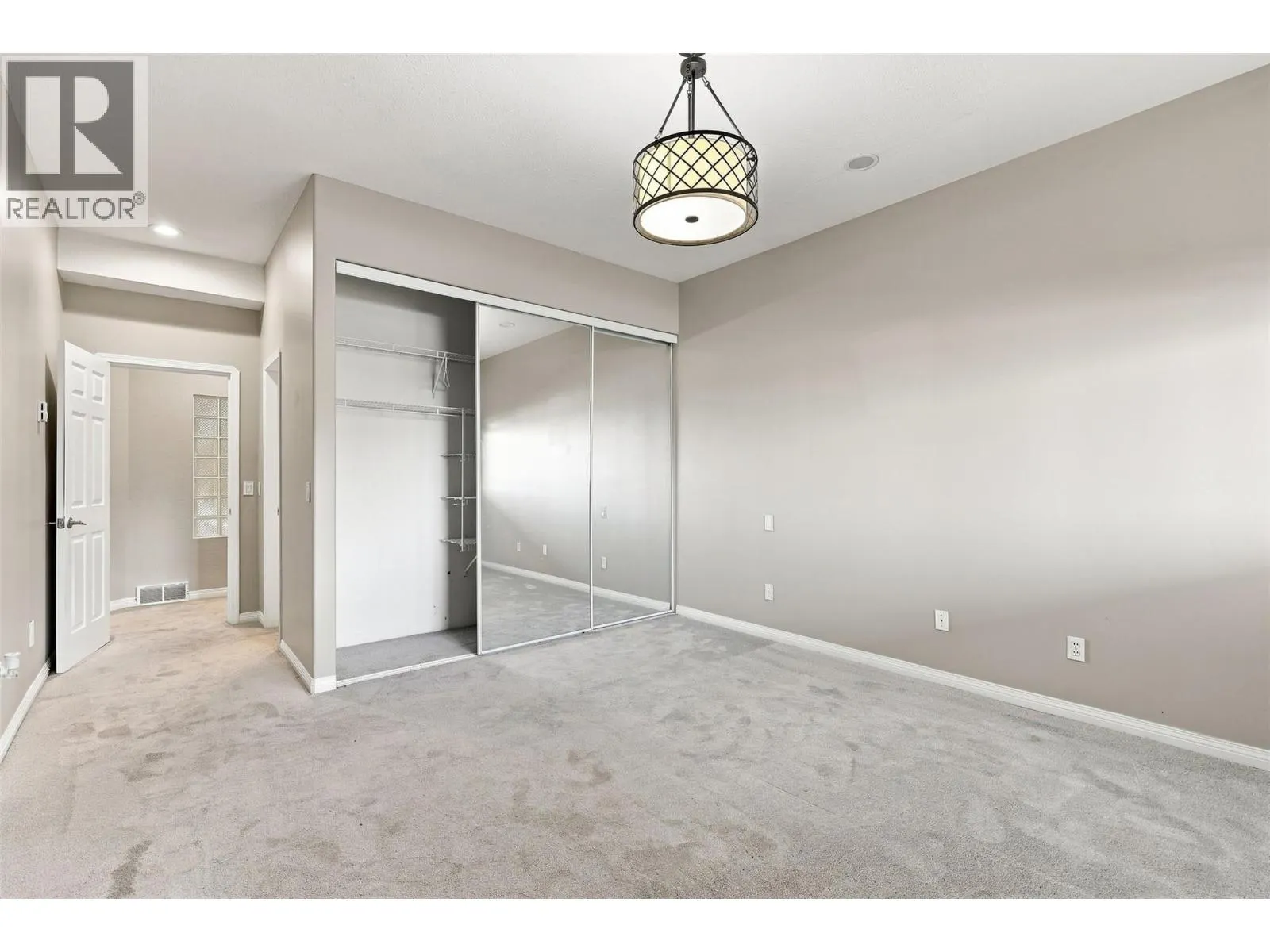 15 HUDSONS BAY Trail Unit# 305