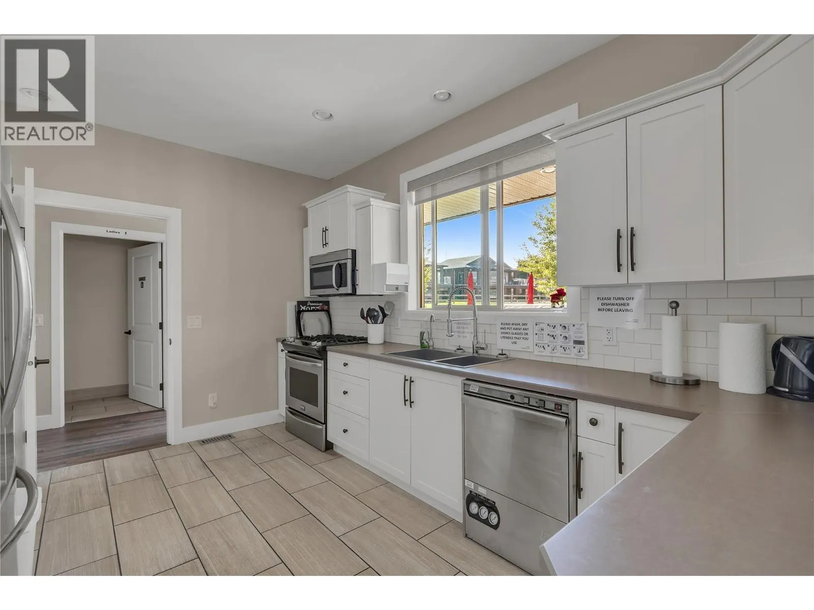 3694 Sonoma Pines Drive